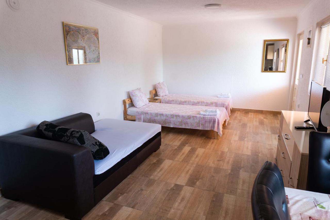 Villa Katerina & Pool Gyevgyelija Kültér fotó