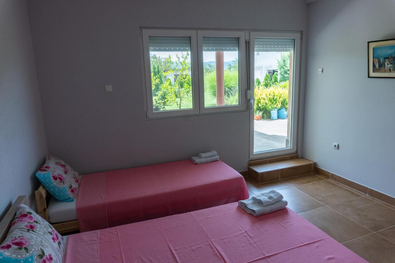 Villa Katerina & Pool Gyevgyelija Kültér fotó