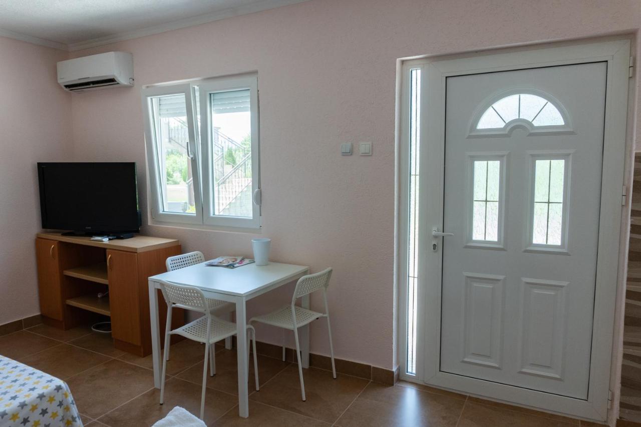 Villa Katerina & Pool Gyevgyelija Kültér fotó